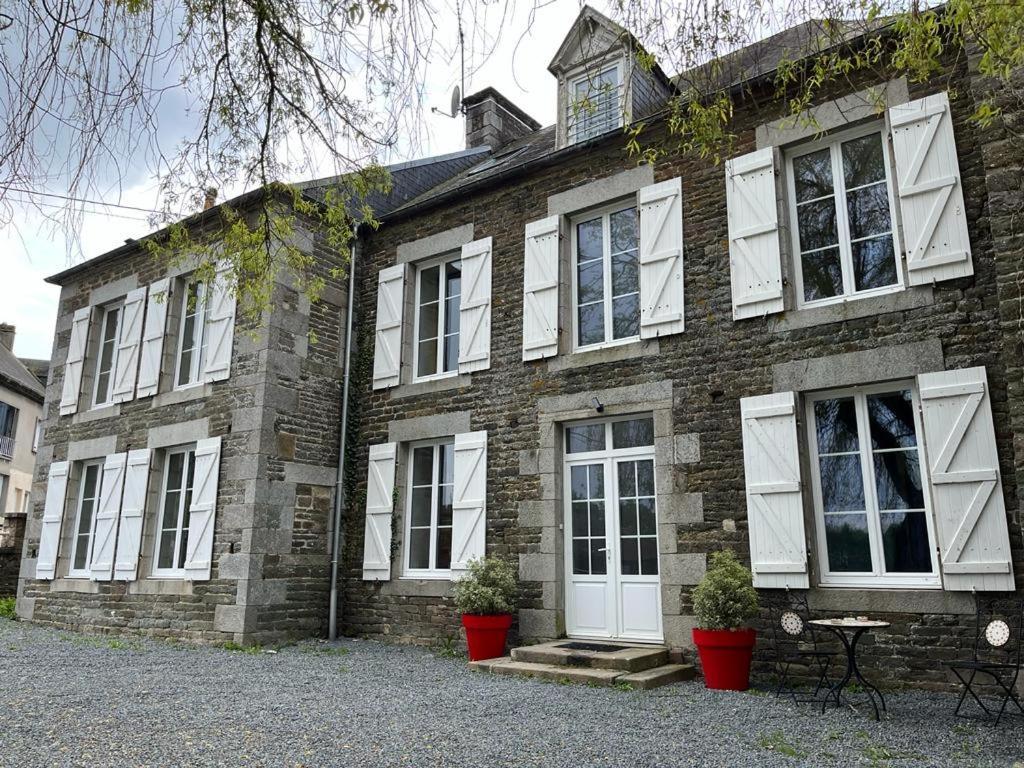 La Maison Des Amis En Normandie Pontfarcy Екстер'єр фото